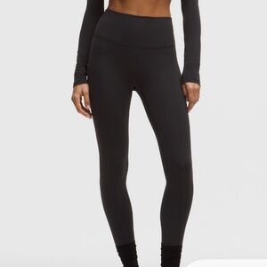 NWT lululemon Wunder Train No Line High-Rise
Tight 25"